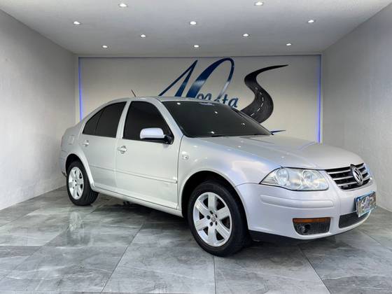 VOLKSWAGEN BORA 2.0 MI 8V FLEX 4P AUTOMÁTICO